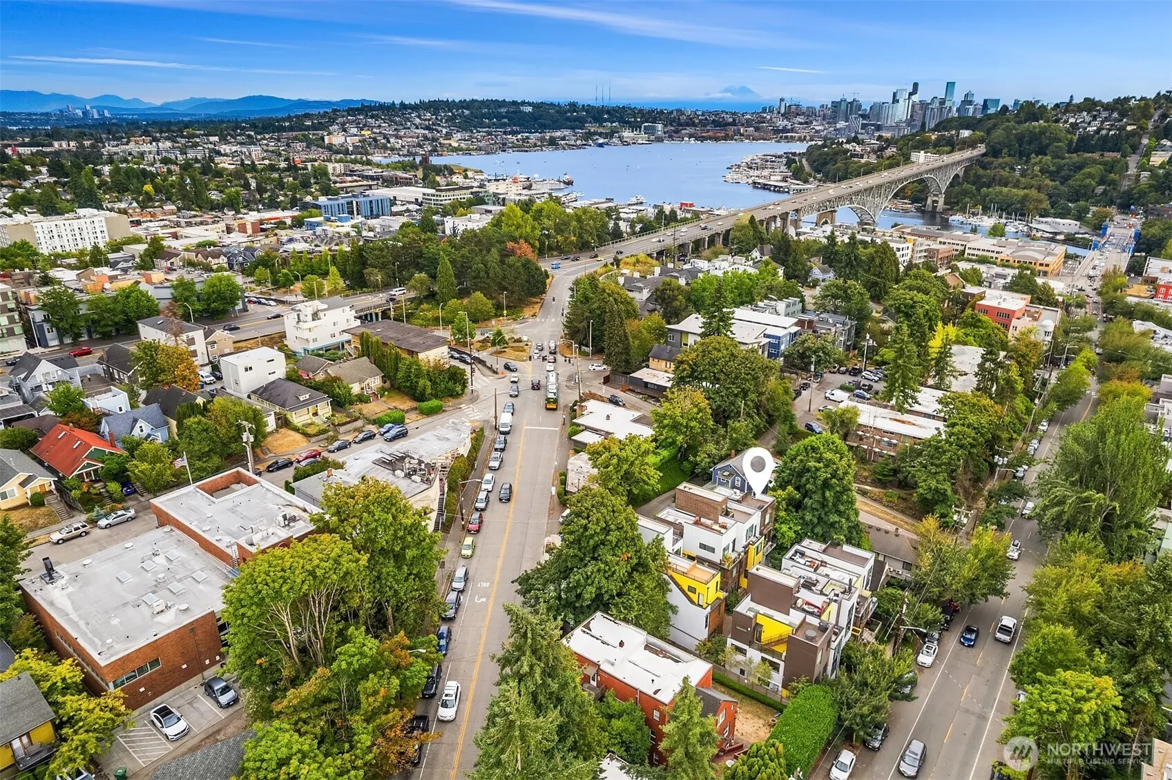 3805 Fremont Lane N, Seattle, WA 98103