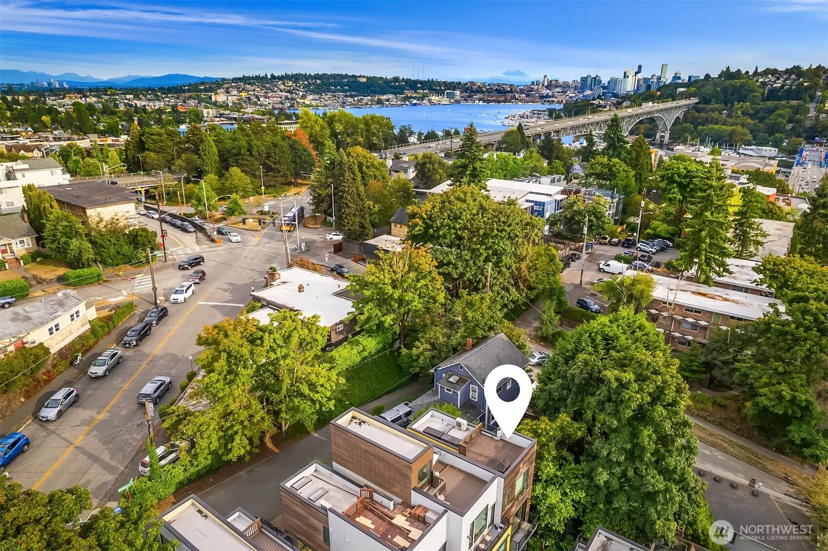 3805 Fremont Lane N, Seattle, WA 98103