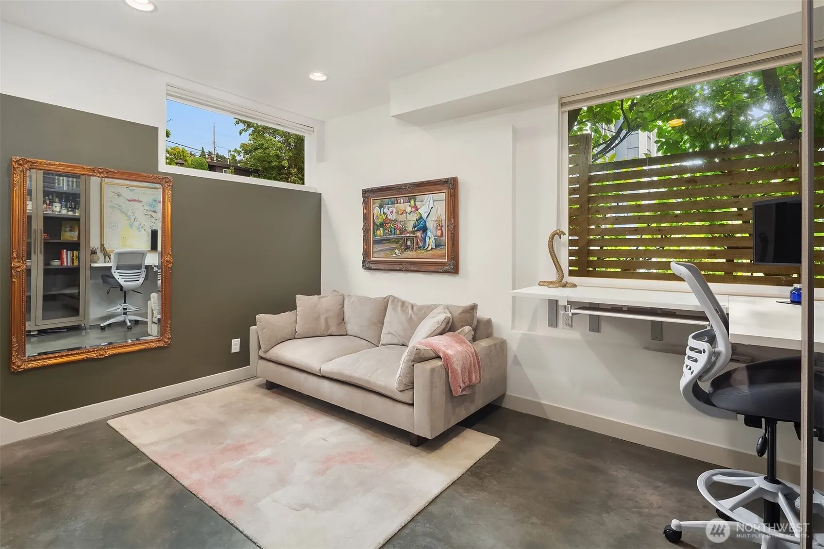 3805 Fremont Lane N, Seattle, WA 98103