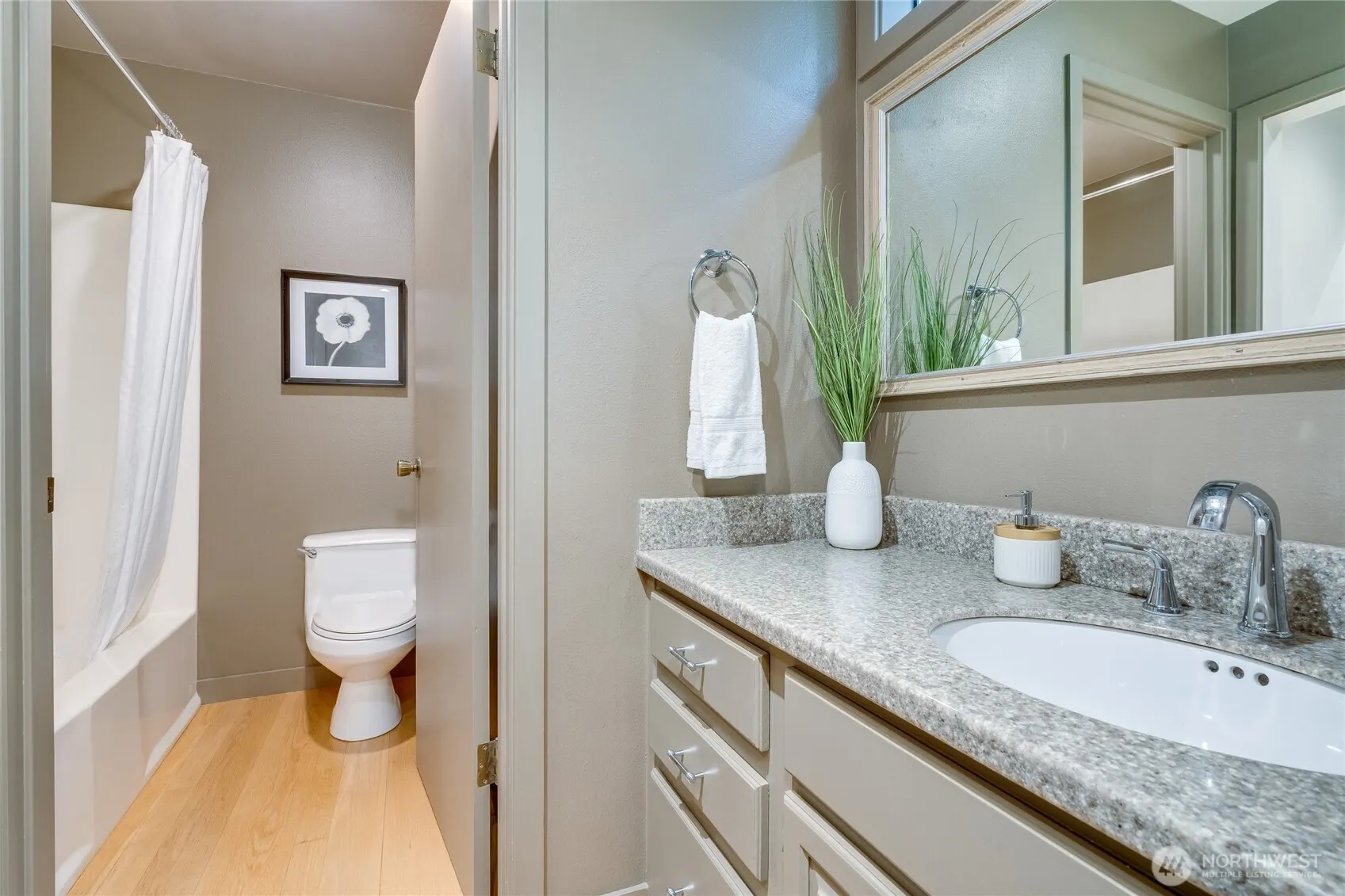 22526 53rd Avenue SE, Bothell, WA 98021-8003