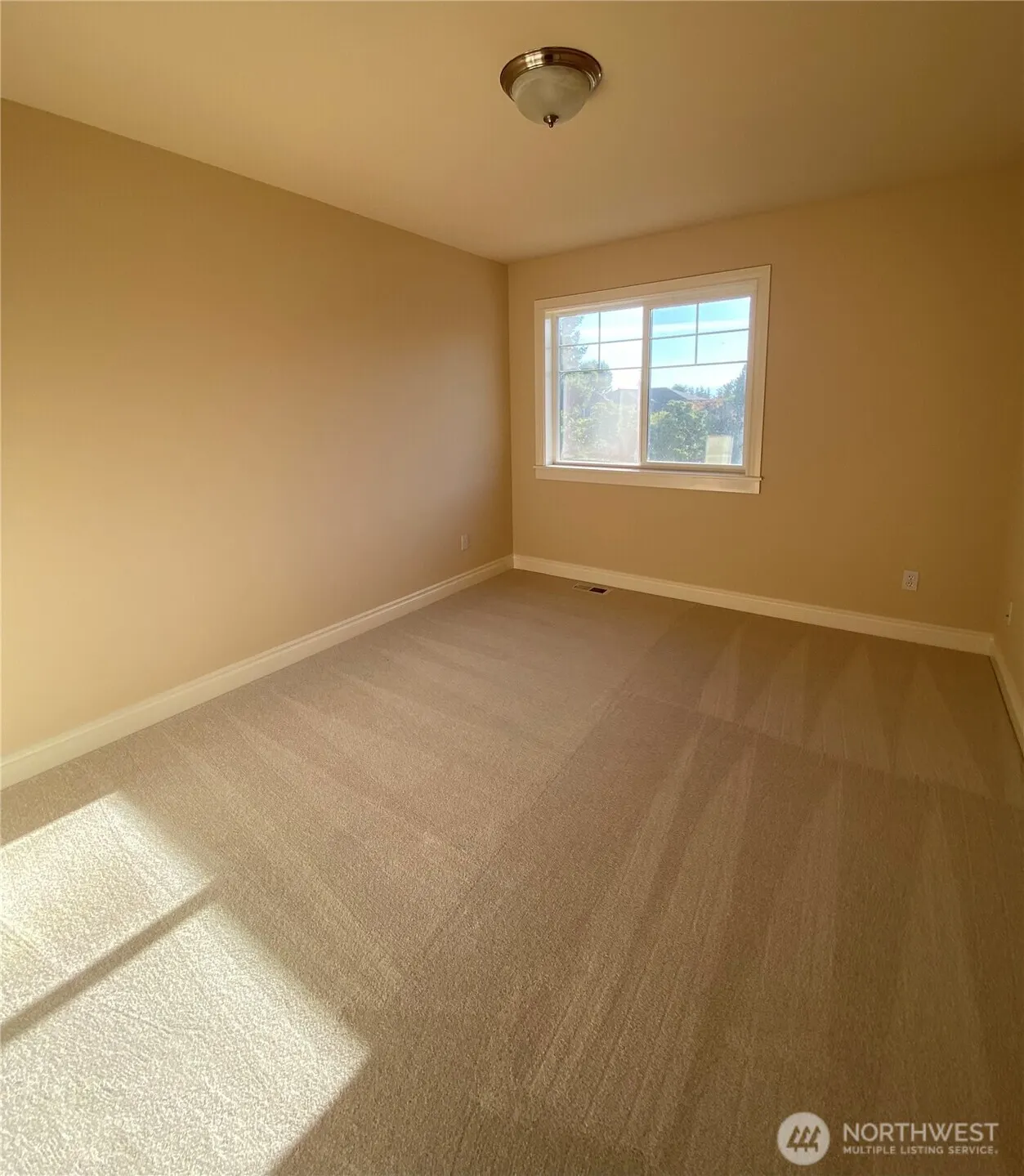 11215 NE 116th Place , Kirkland, WA 98034