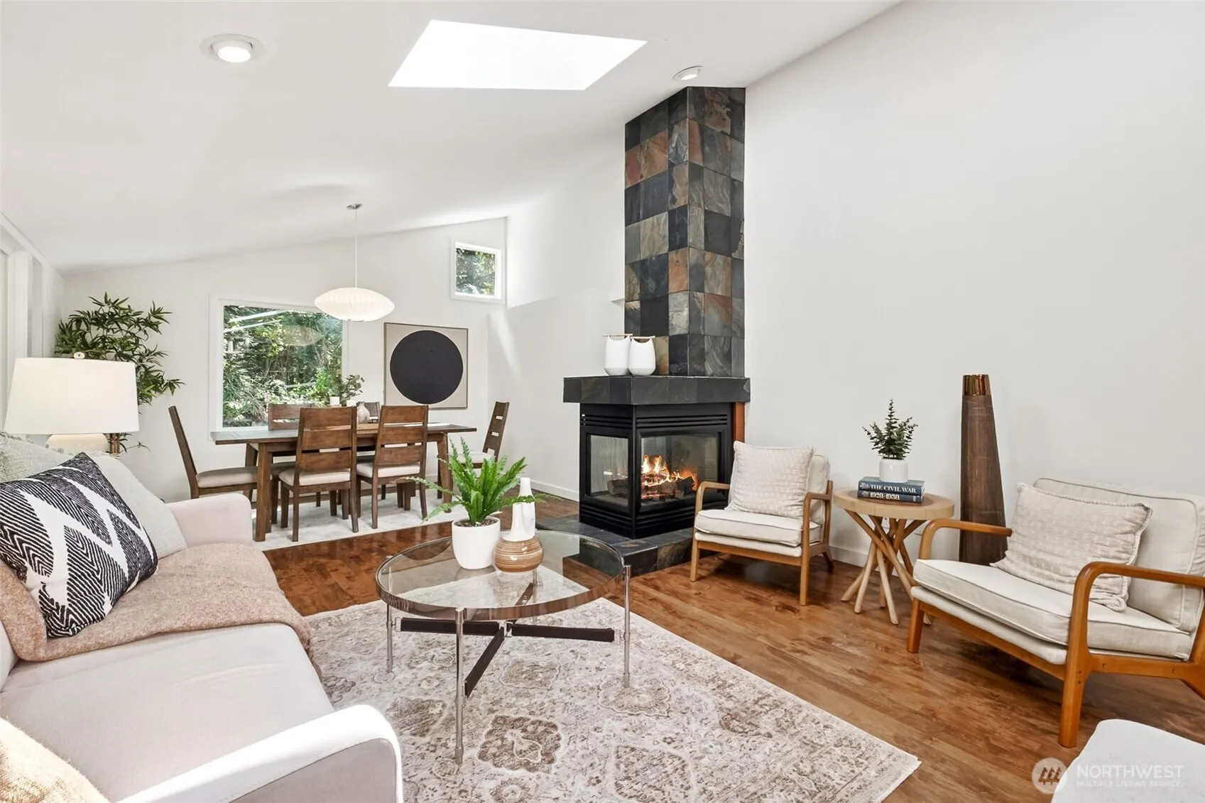 26031 SE 156 Street , Issaquah, WA 98027-8259