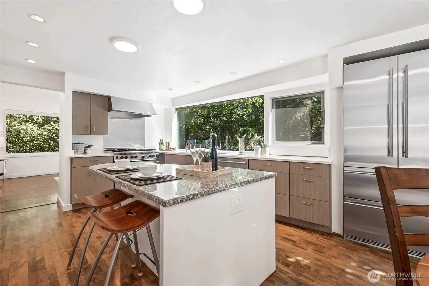 26031 SE 156 Street , Issaquah, WA 98027-8259