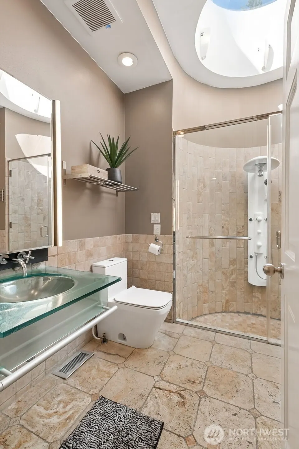 26031 SE 156 Street , Issaquah, WA 98027-8259