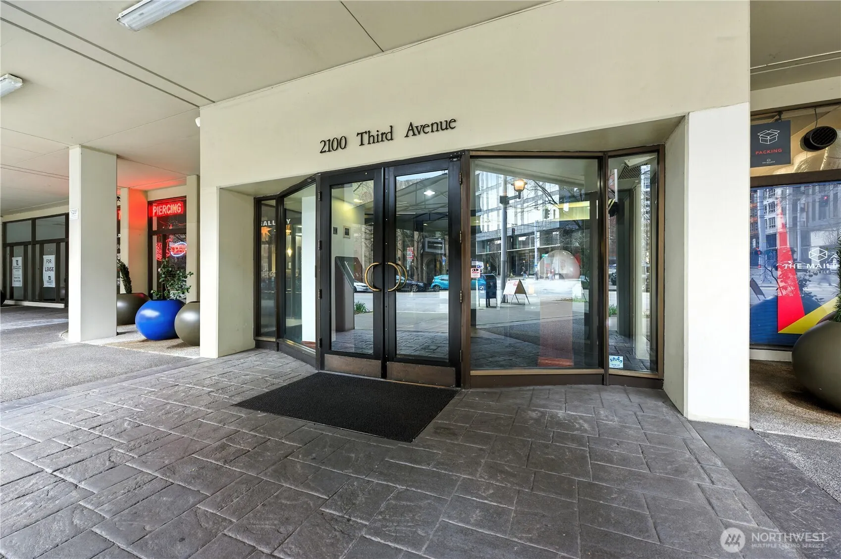 2100 3rd Avenue #1604, Seattle, WA 98121