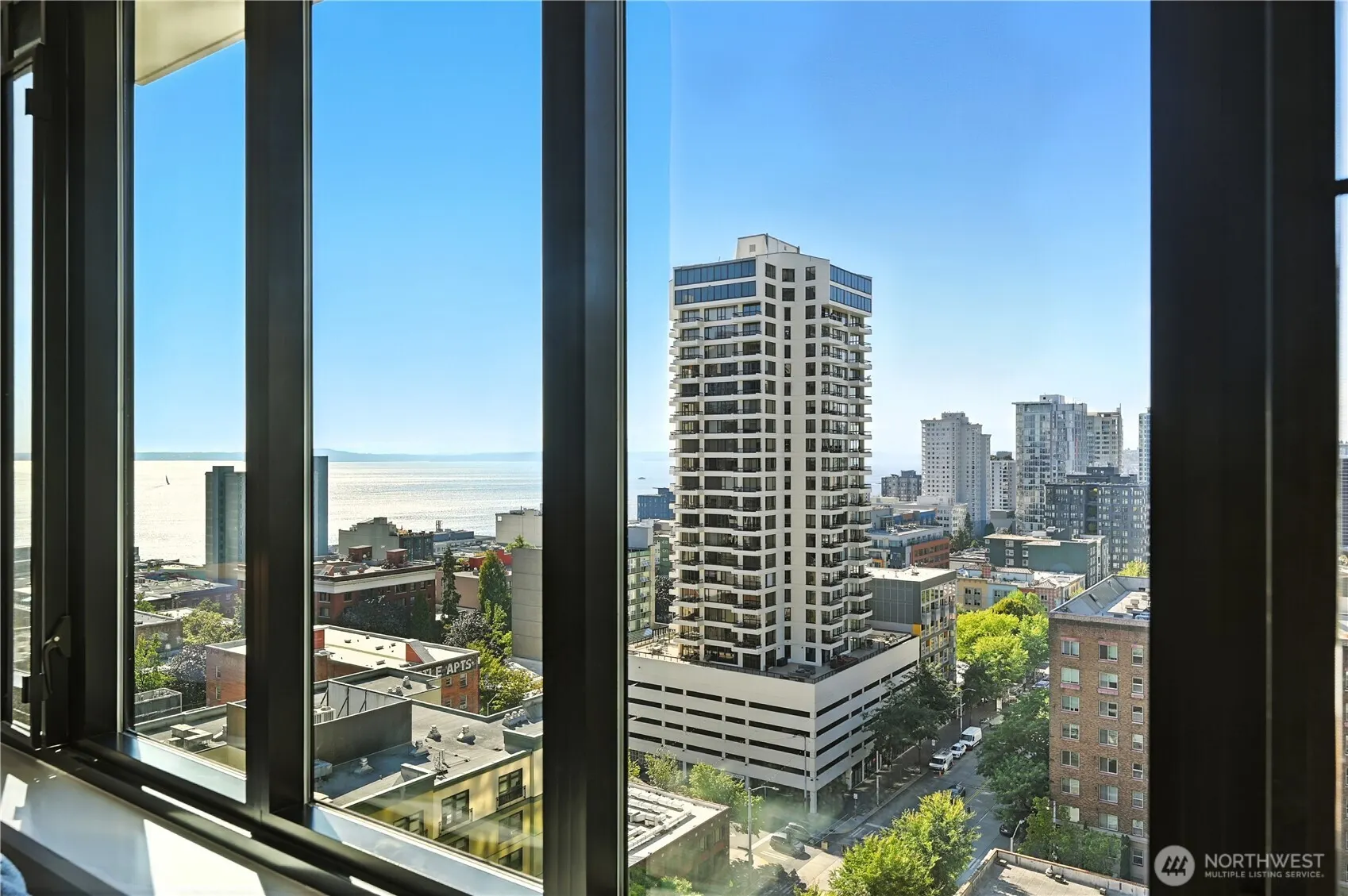 2100 3rd Avenue #1604, Seattle, WA 98121