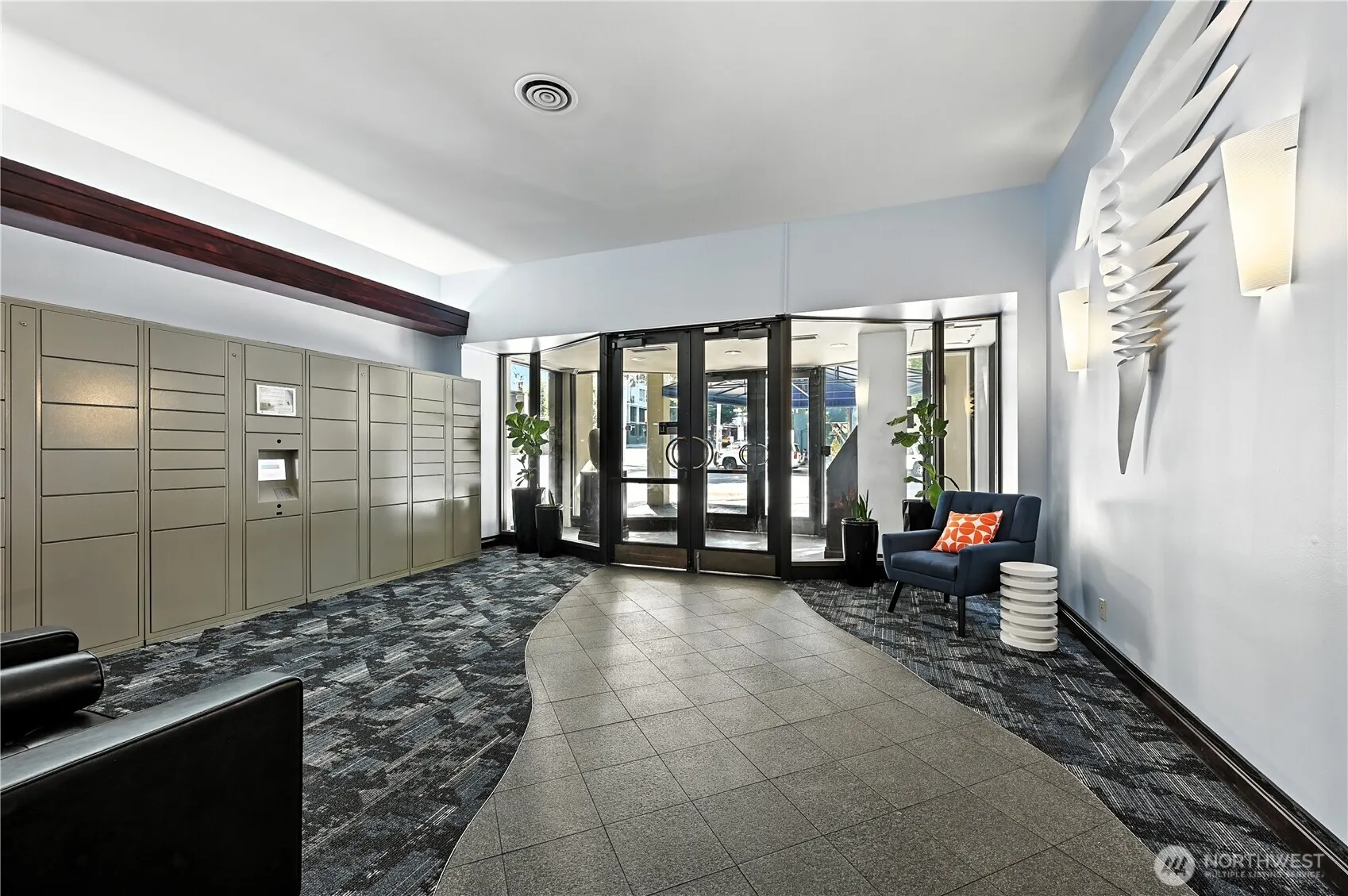 2100 3rd Avenue #1604, Seattle, WA 98121