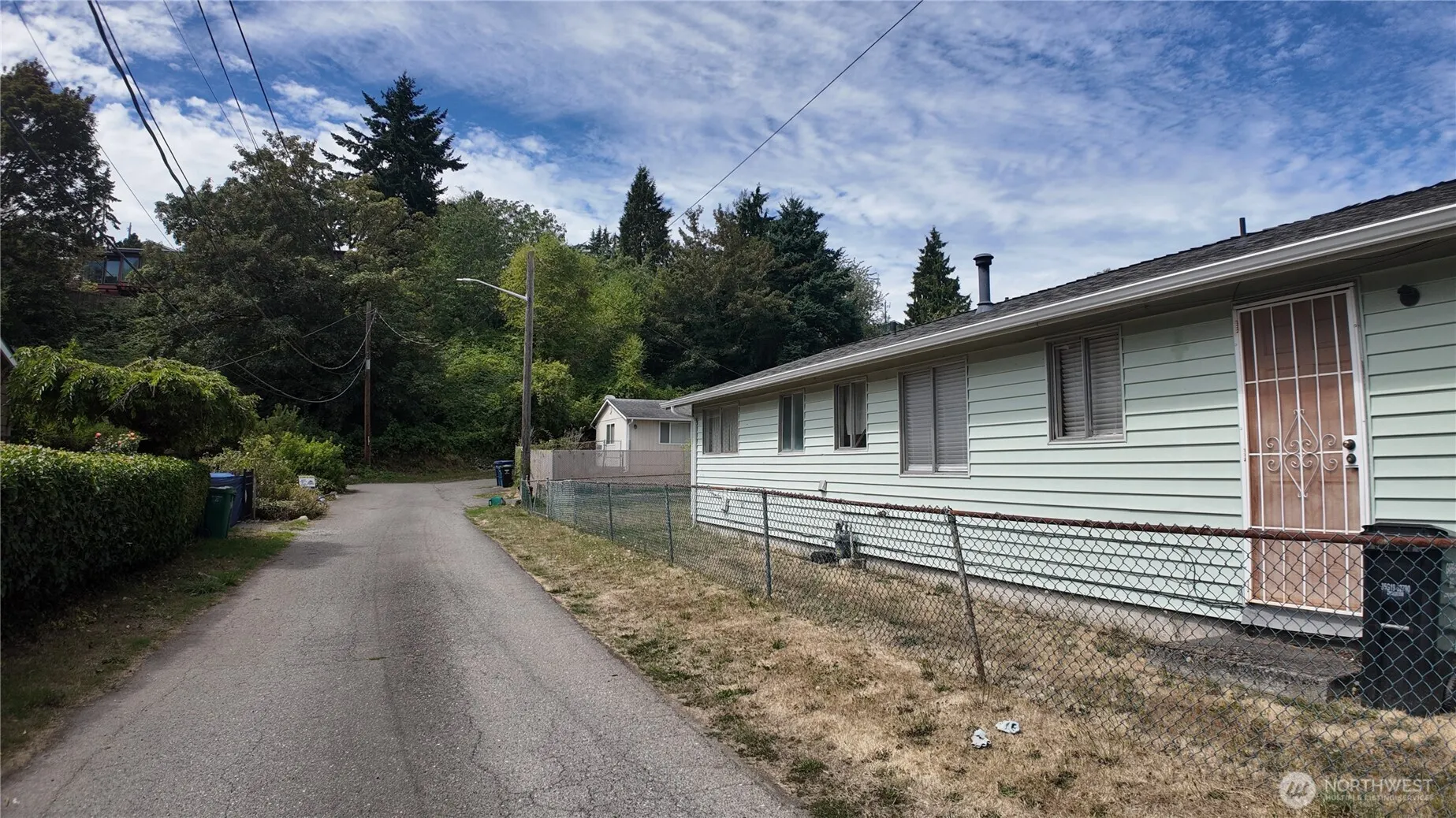 4935 30th Avenue S, Seattle, WA 98108