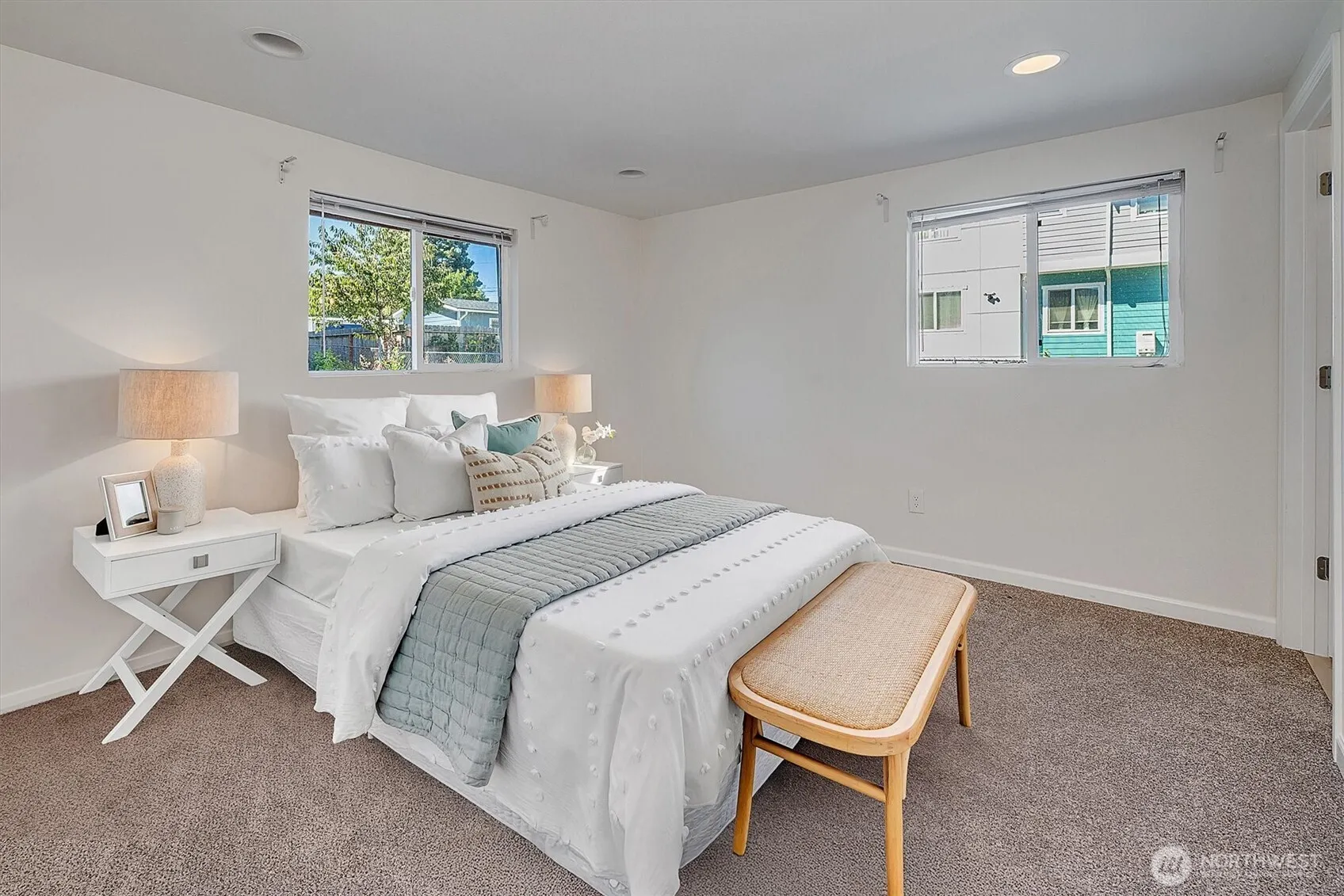 6411 28th Avenue S, Seattle, WA 98108