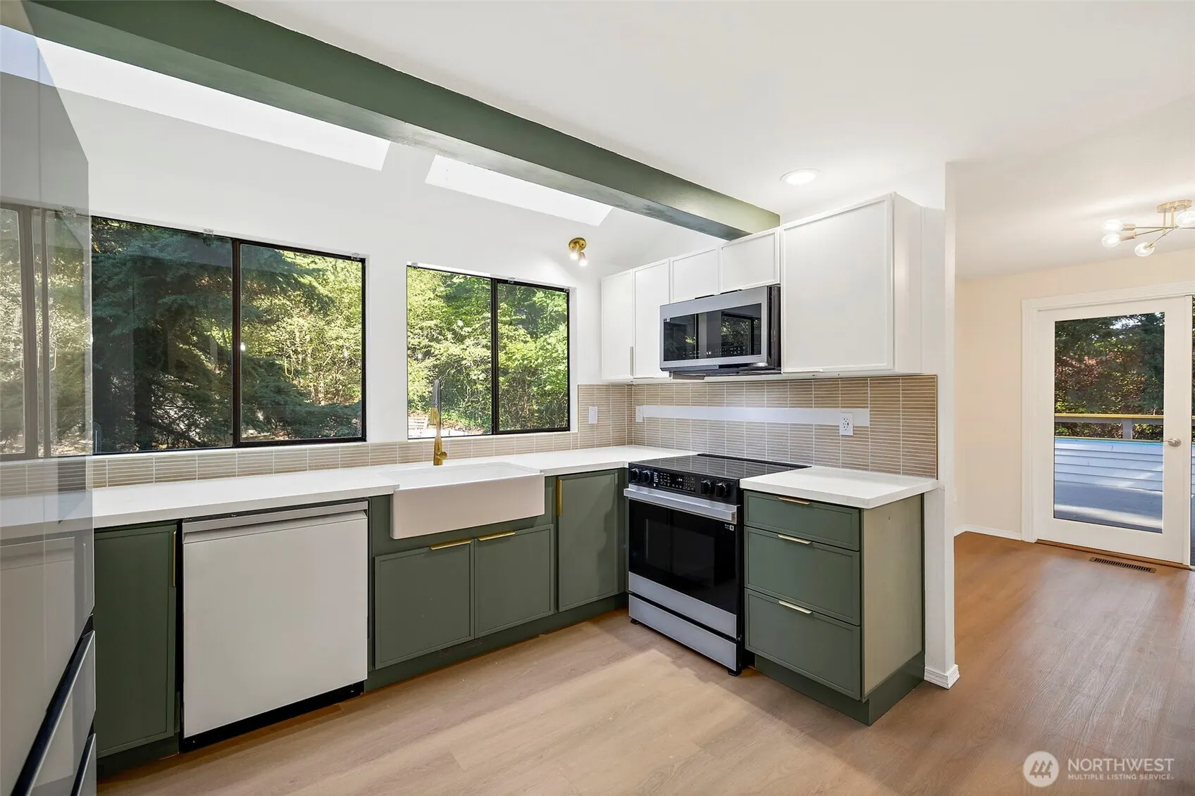21911 4th Avenue SE, Bothell, WA 98021