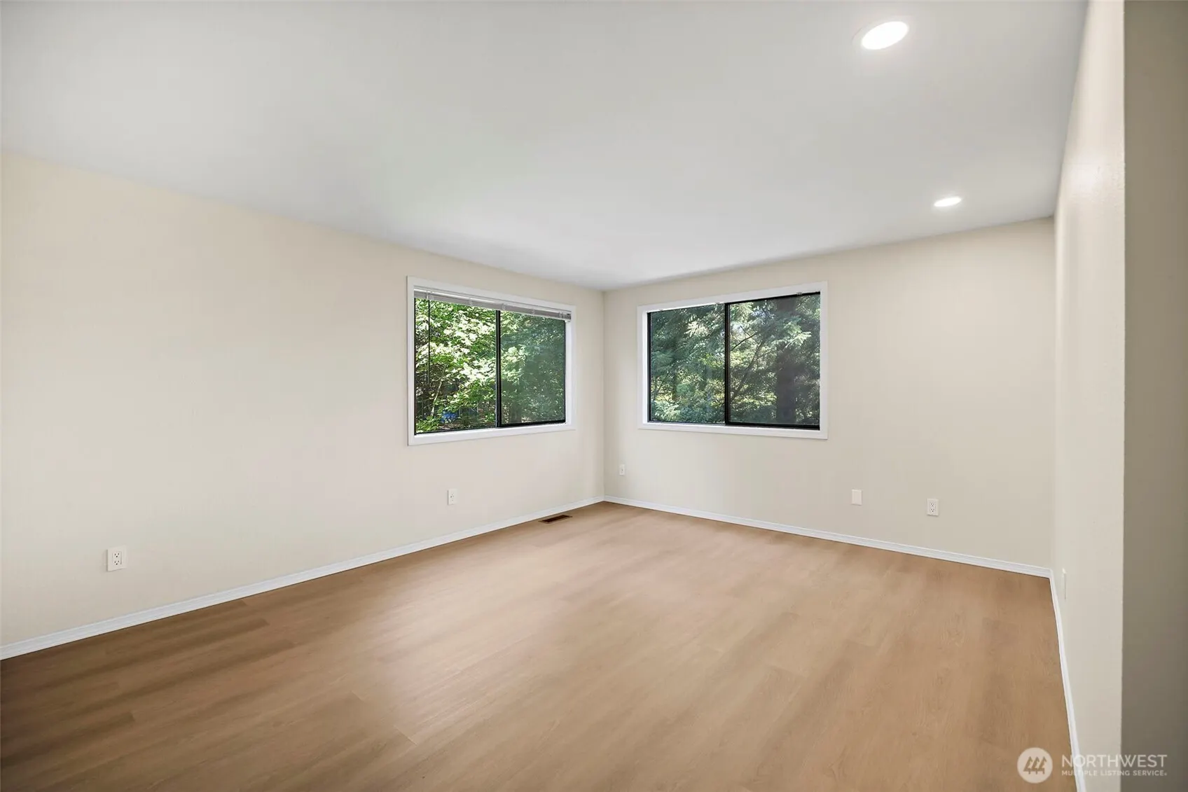 21911 4th Avenue SE, Bothell, WA 98021