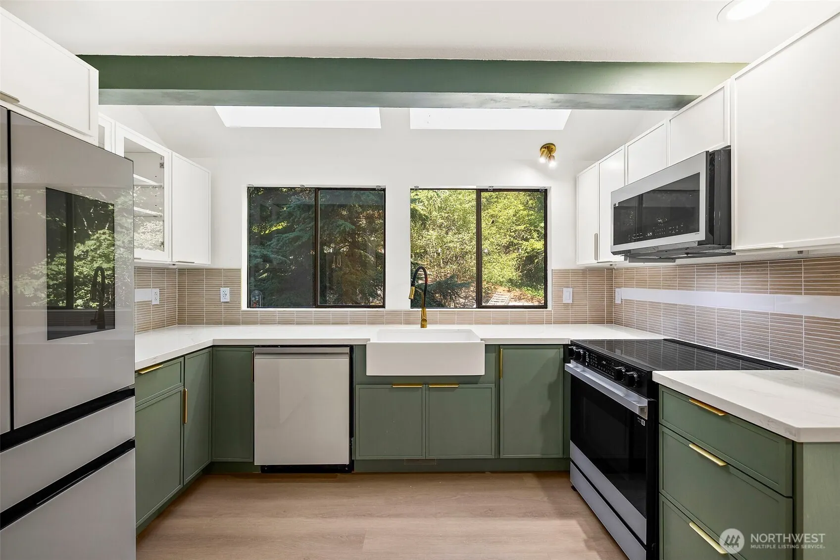 21911 4th Avenue SE, Bothell, WA 98021