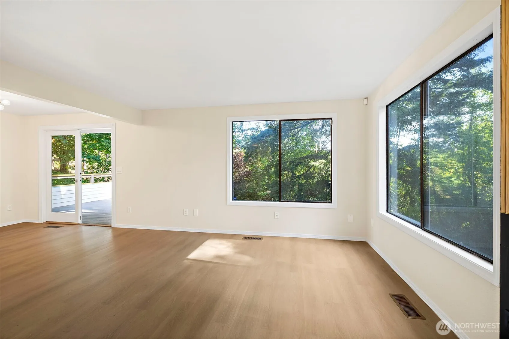 21911 4th Avenue SE, Bothell, WA 98021