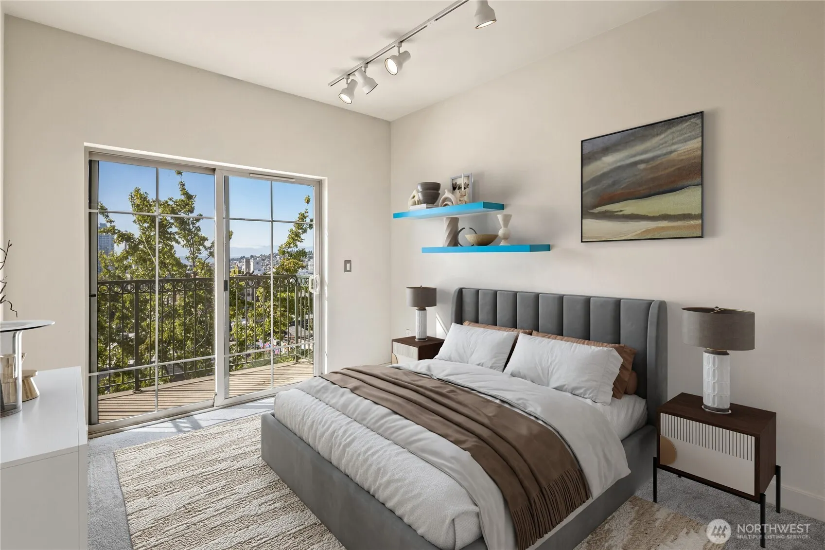 700 E Denny Way #PH3, Seattle, WA 98122