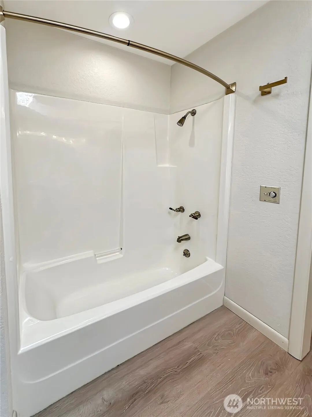 1515 3rd Street , Kirkland, WA 98033