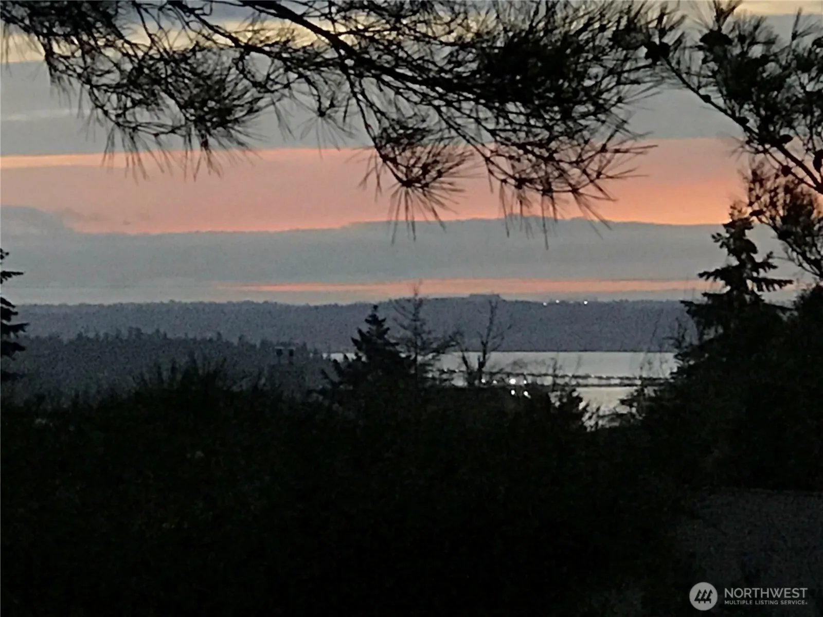 1515 3rd Street , Kirkland, WA 98033