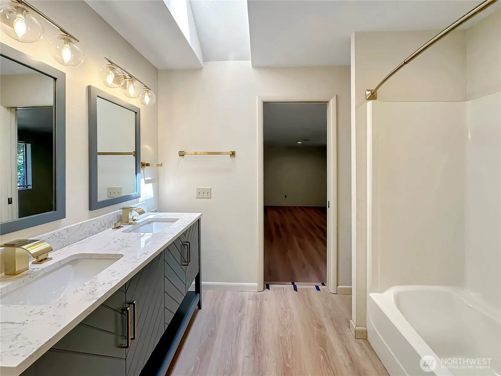 1515 3rd Street , Kirkland, WA 98033