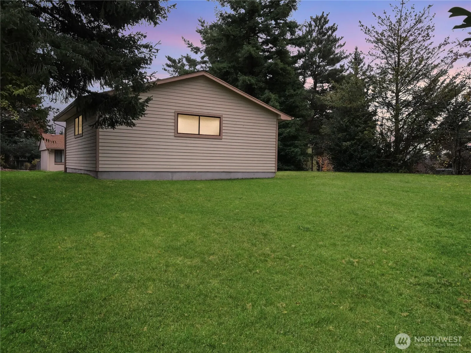 1515 3rd Street , Kirkland, WA 98033
