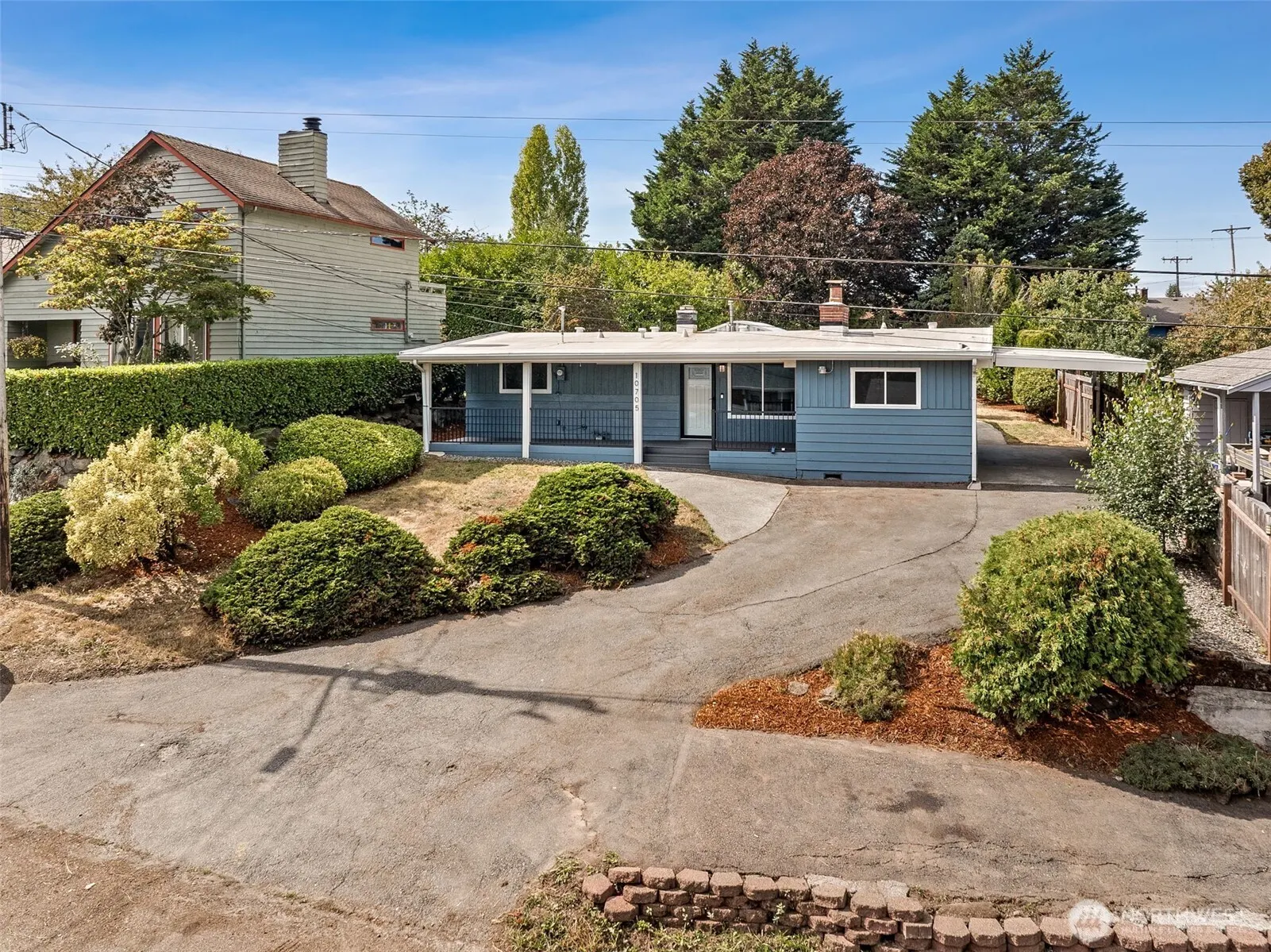 10705 11th Avenue SW, Seattle, WA 98146