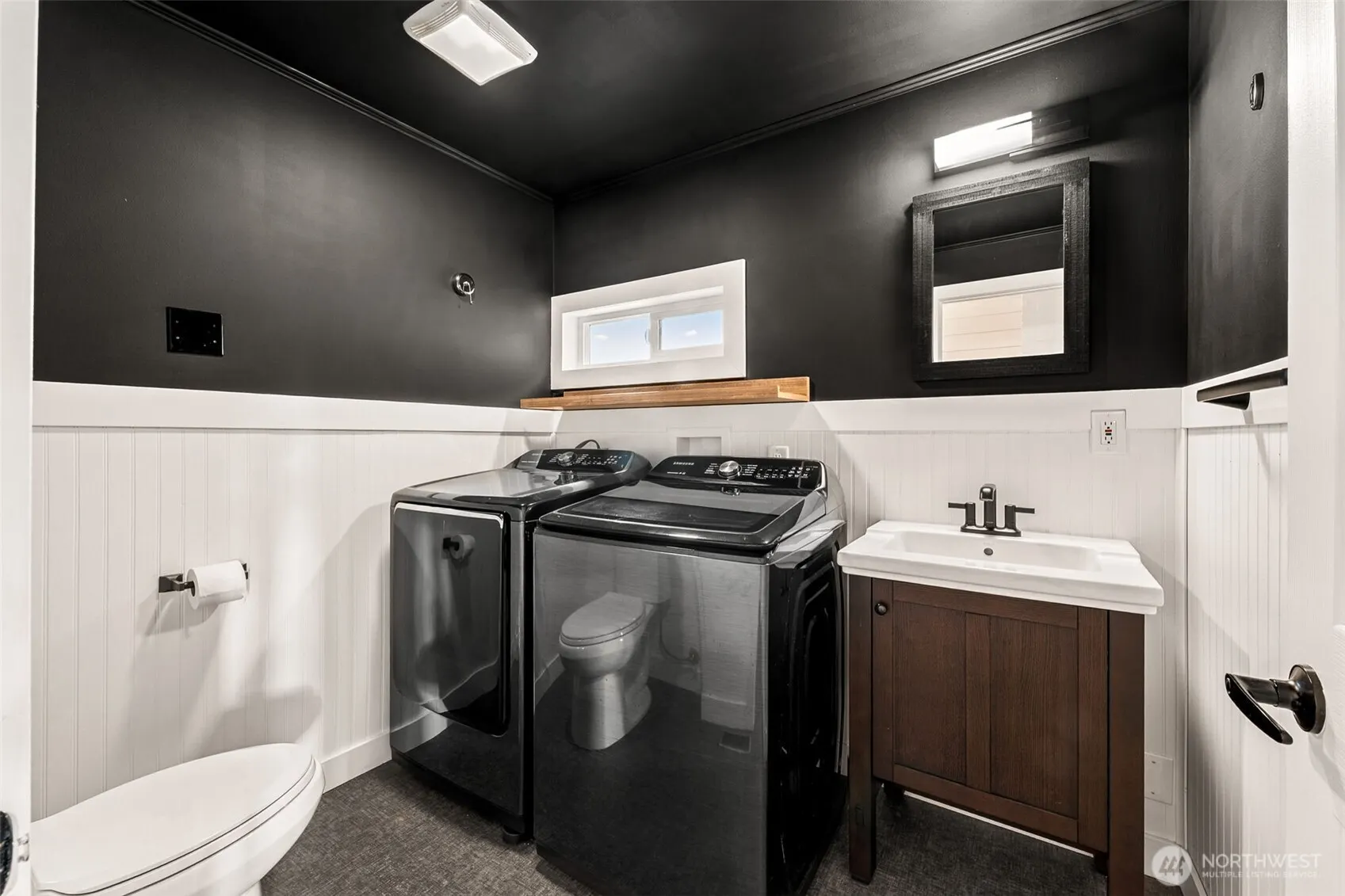10705 11th Avenue SW, Seattle, WA 98146
