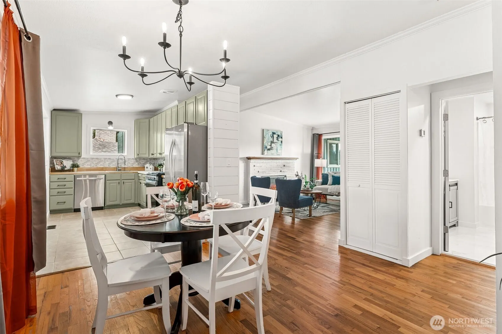 10705 11th Avenue SW, Seattle, WA 98146