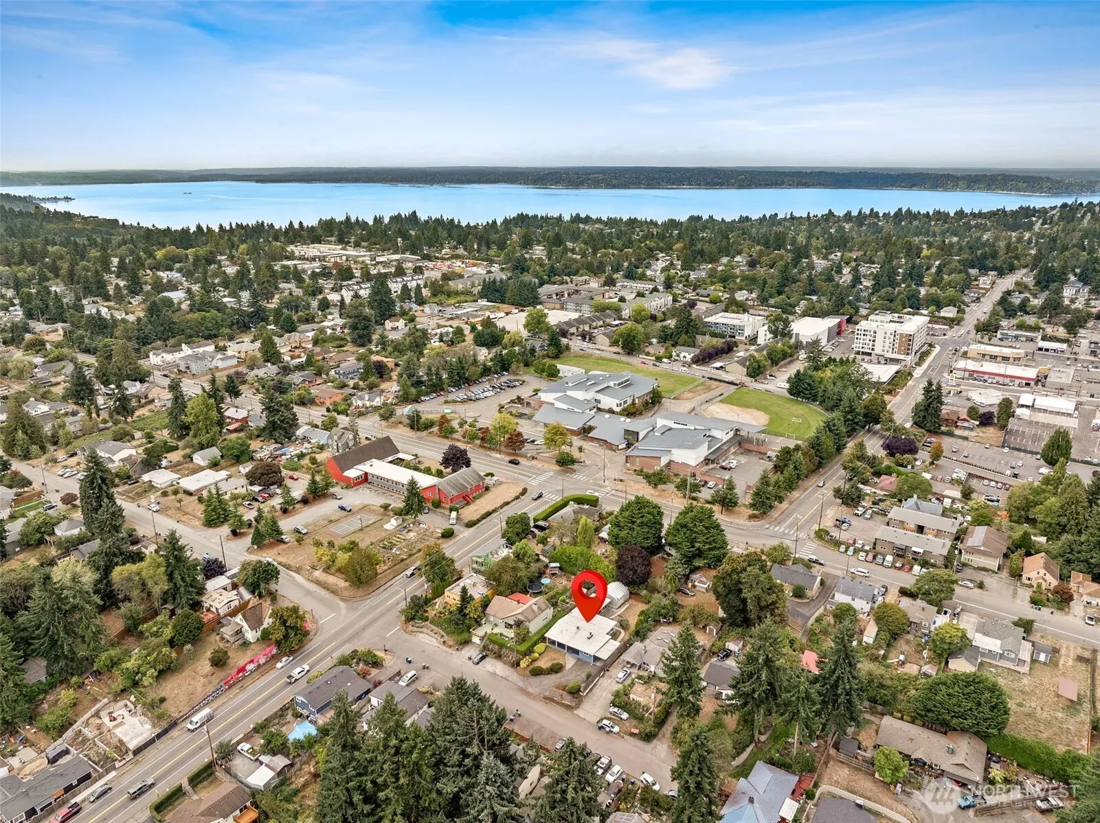 10705 11th Avenue SW, Seattle, WA 98146