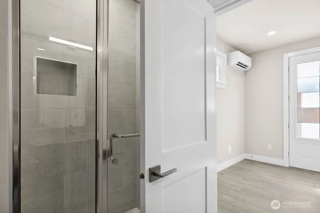 13234 NE 143rd Court #26, Woodinville, WA 98072