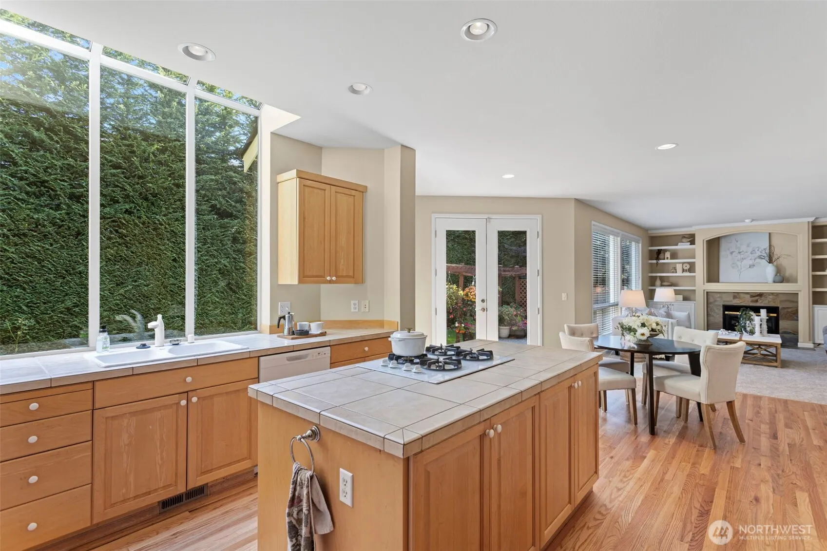20807 40th Drive SE, Bothell, WA 98021-6945