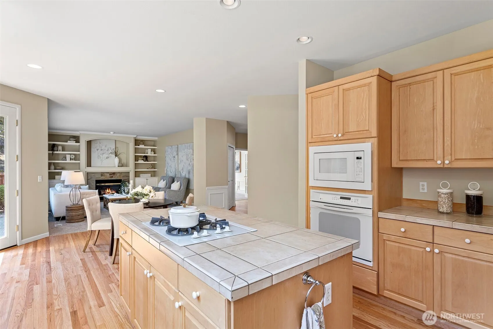 20807 40th Drive SE, Bothell, WA 98021-6945