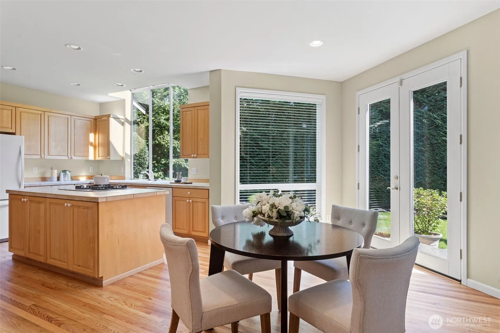 20807 40th Drive SE, Bothell, WA 98021-6945