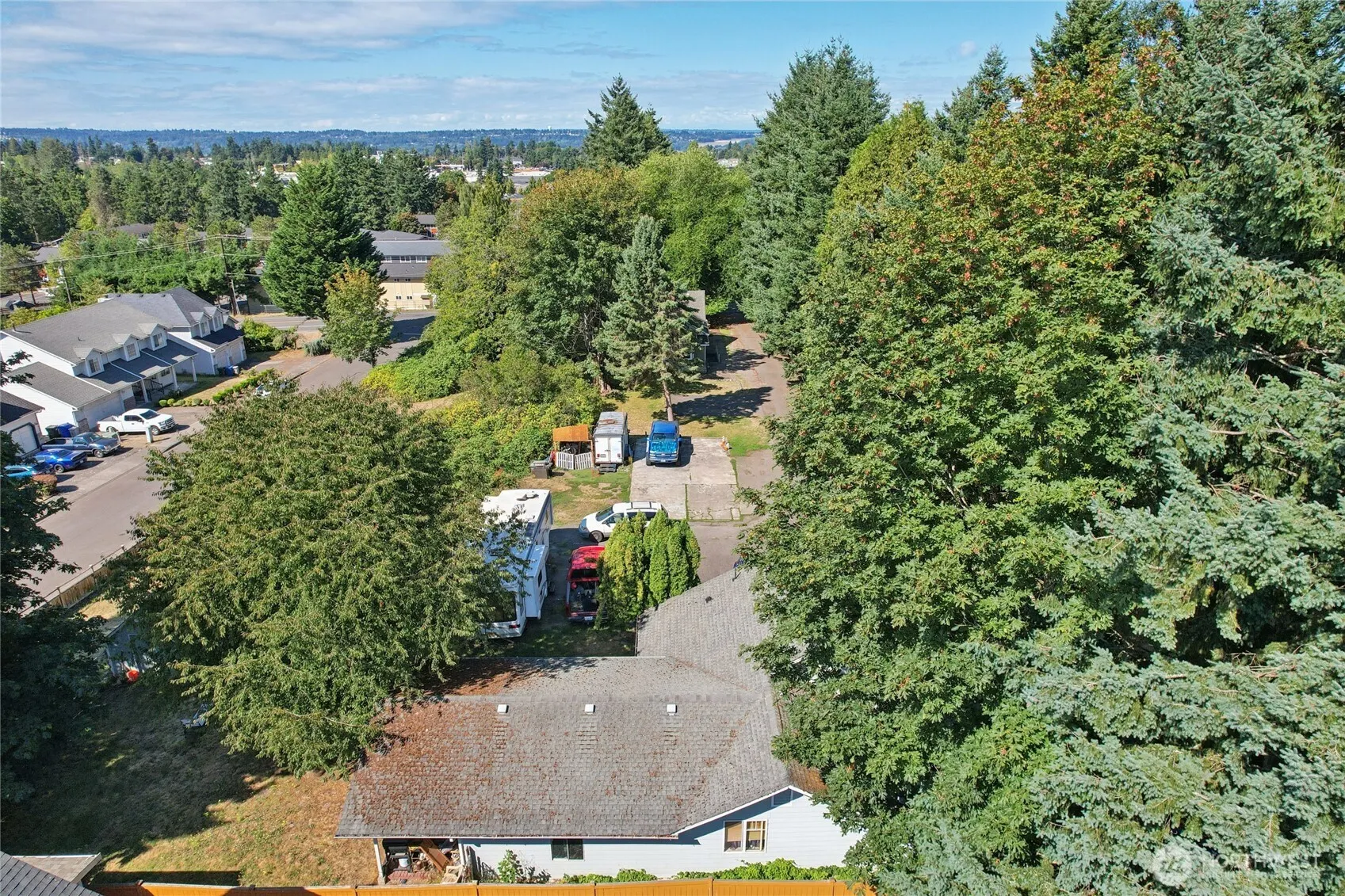 23704 112th Avenue SE, Kent, WA 98031