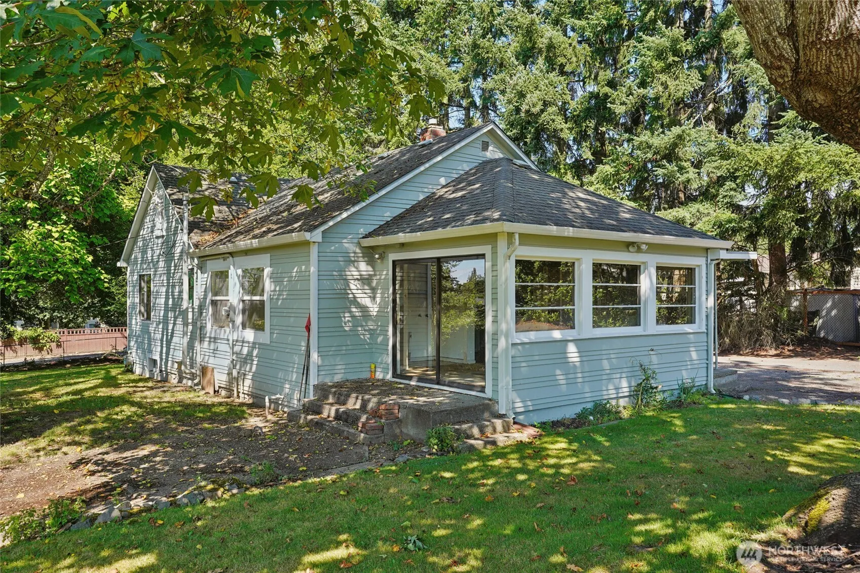 23704 112th Avenue SE, Kent, WA 98031