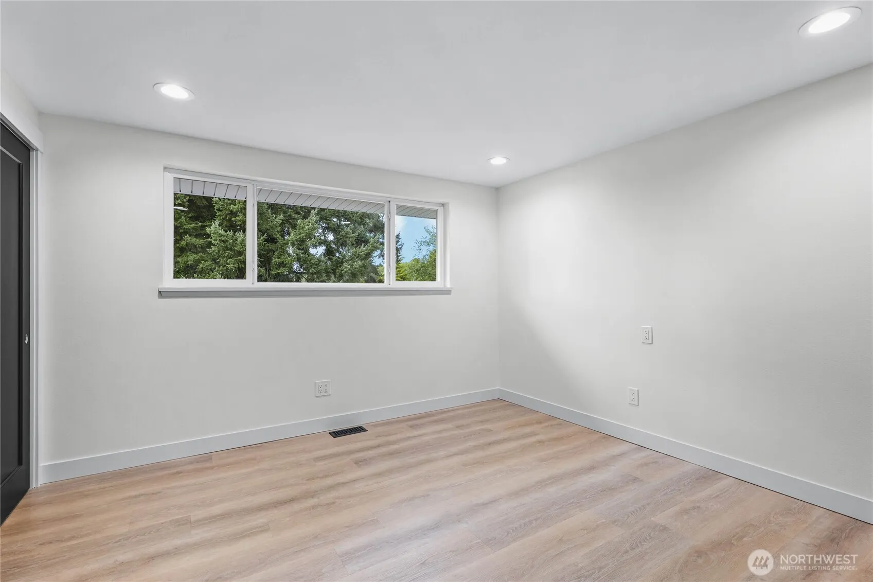 1121 E Guiberson Street , Kent, WA 98030