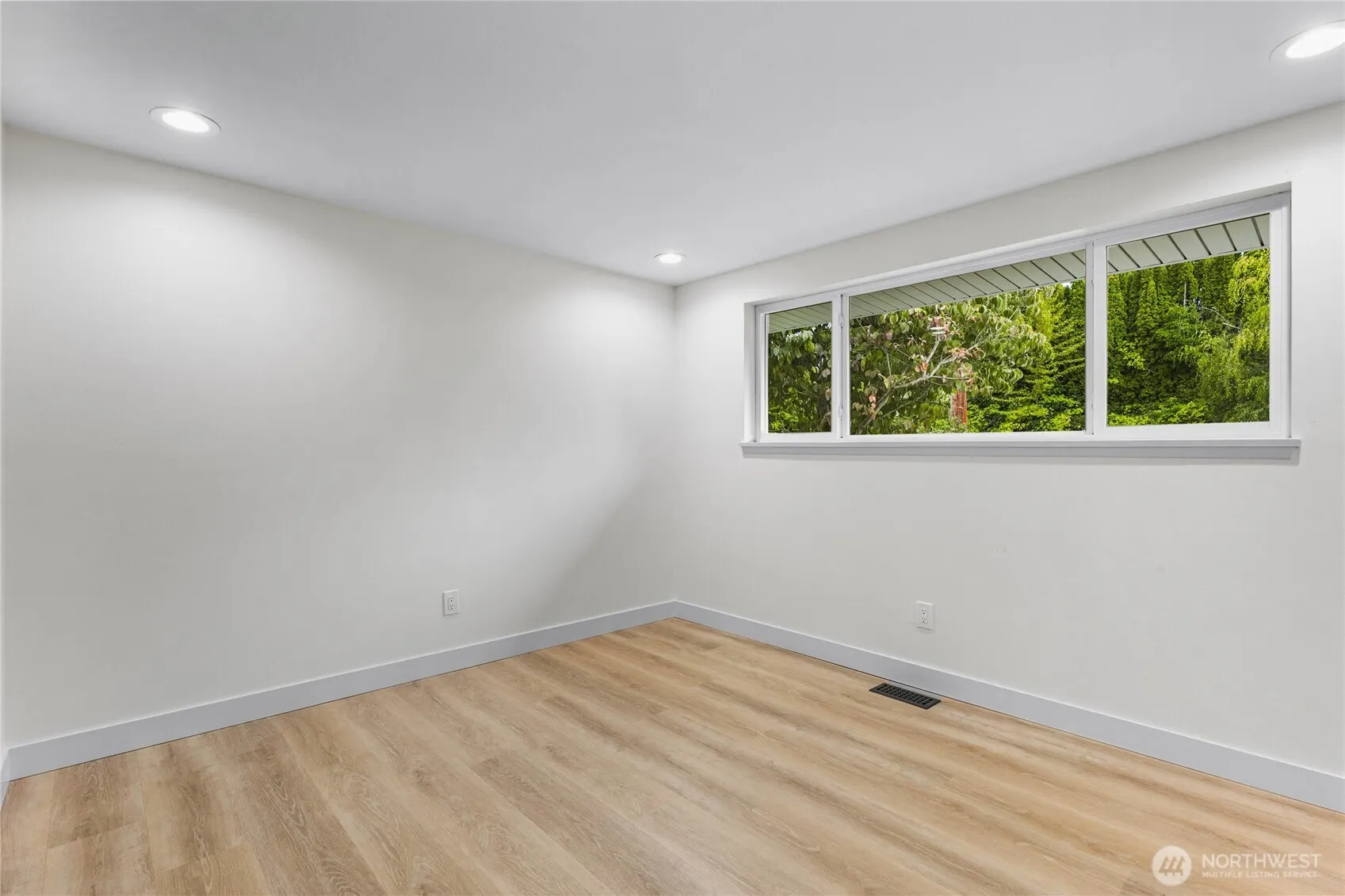 1121 E Guiberson Street , Kent, WA 98030