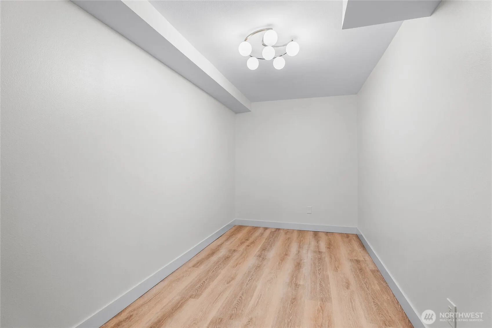 1121 E Guiberson Street , Kent, WA 98030