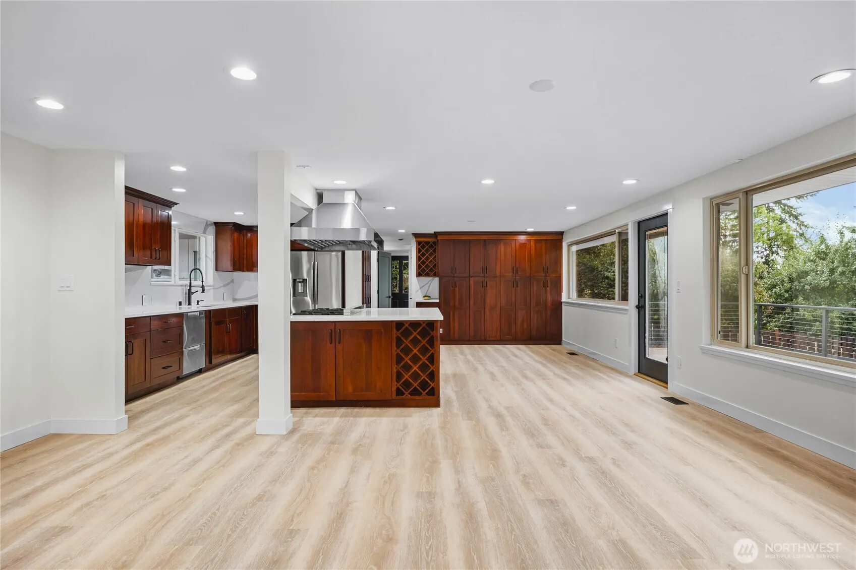 1121 E Guiberson Street , Kent, WA 98030