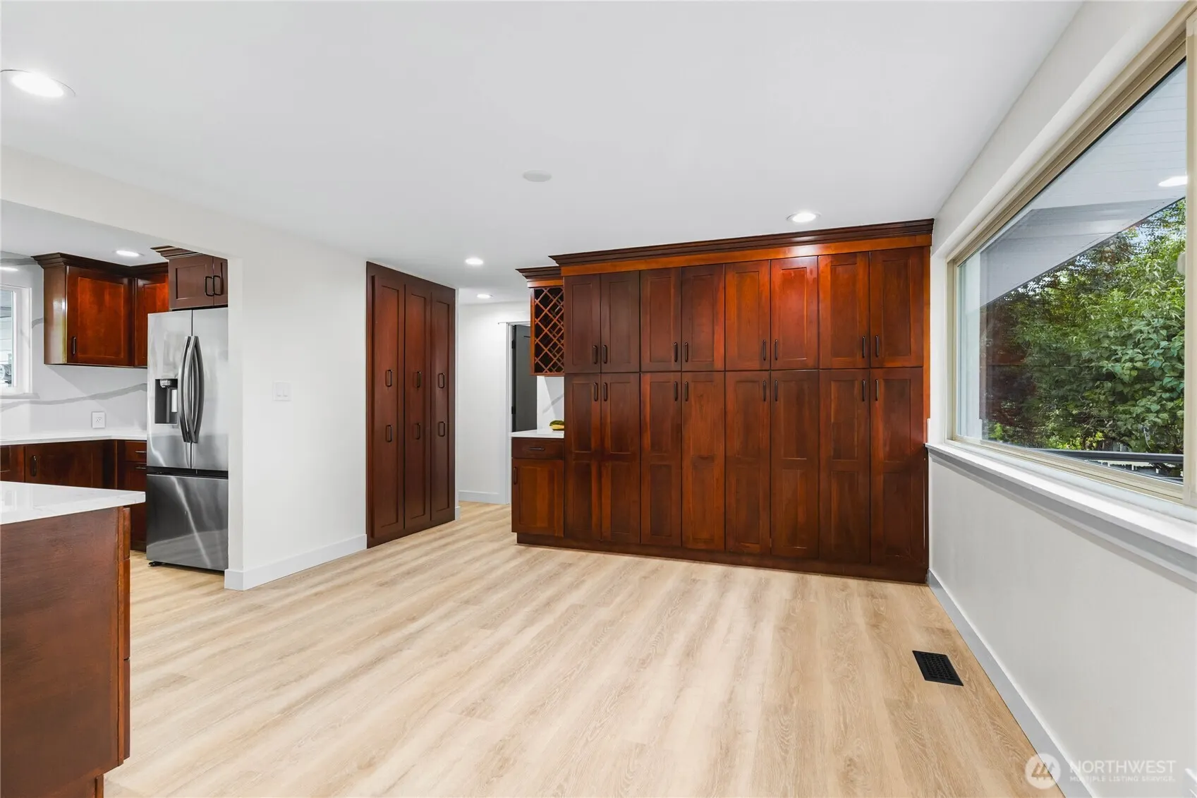 1121 E Guiberson Street , Kent, WA 98030
