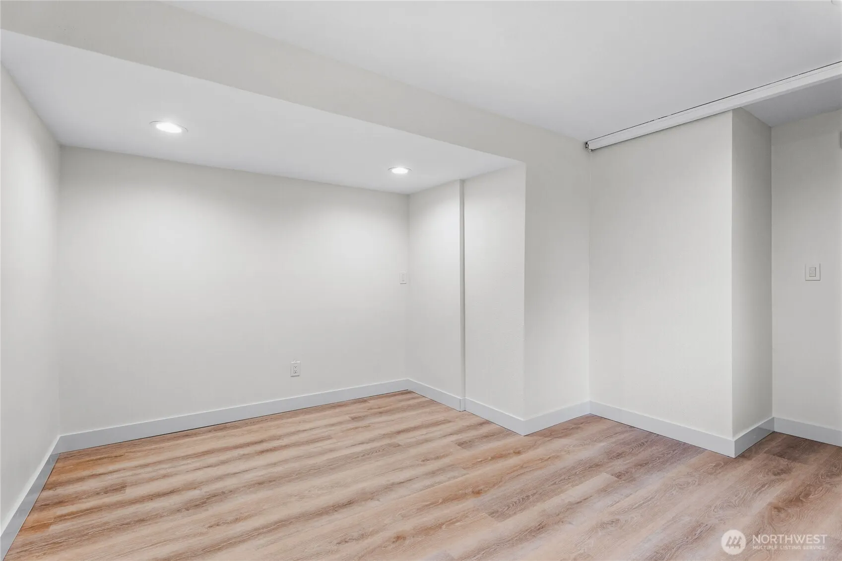 1121 E Guiberson Street , Kent, WA 98030