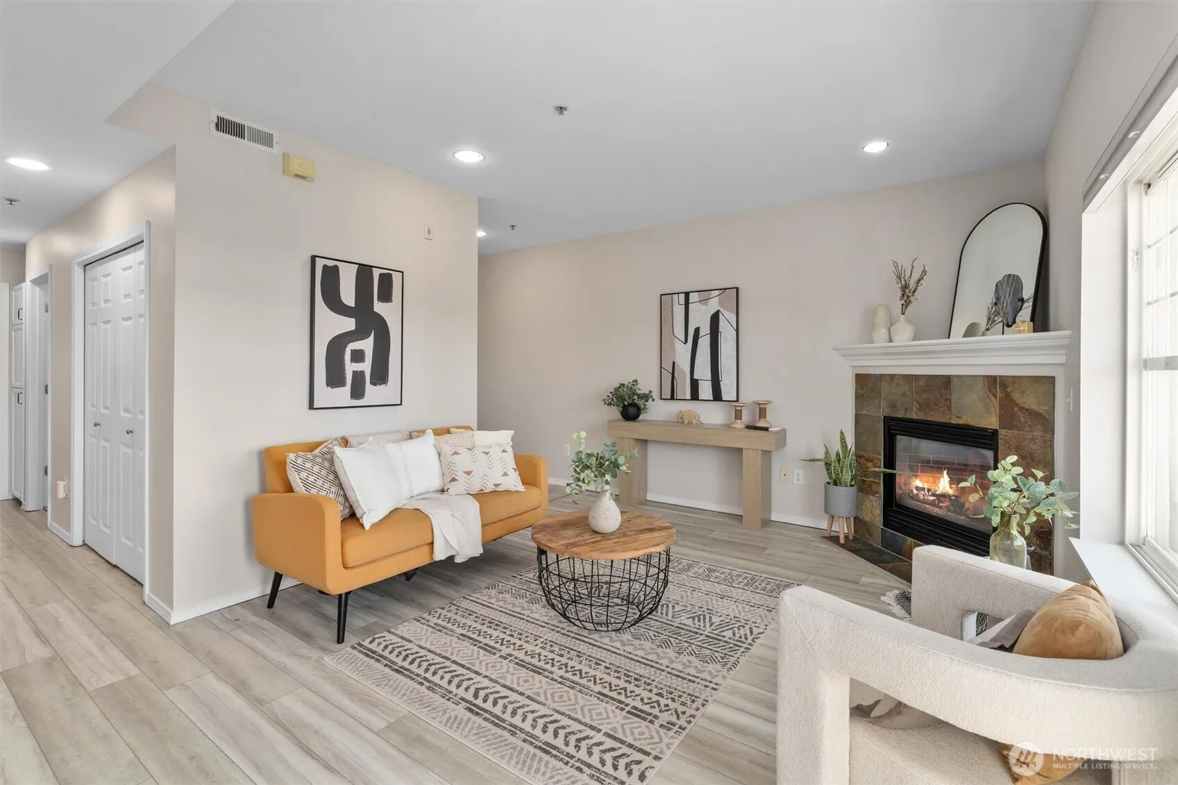 8808 Redmond Woodinville Road NE #C202, Redmond, WA 98052