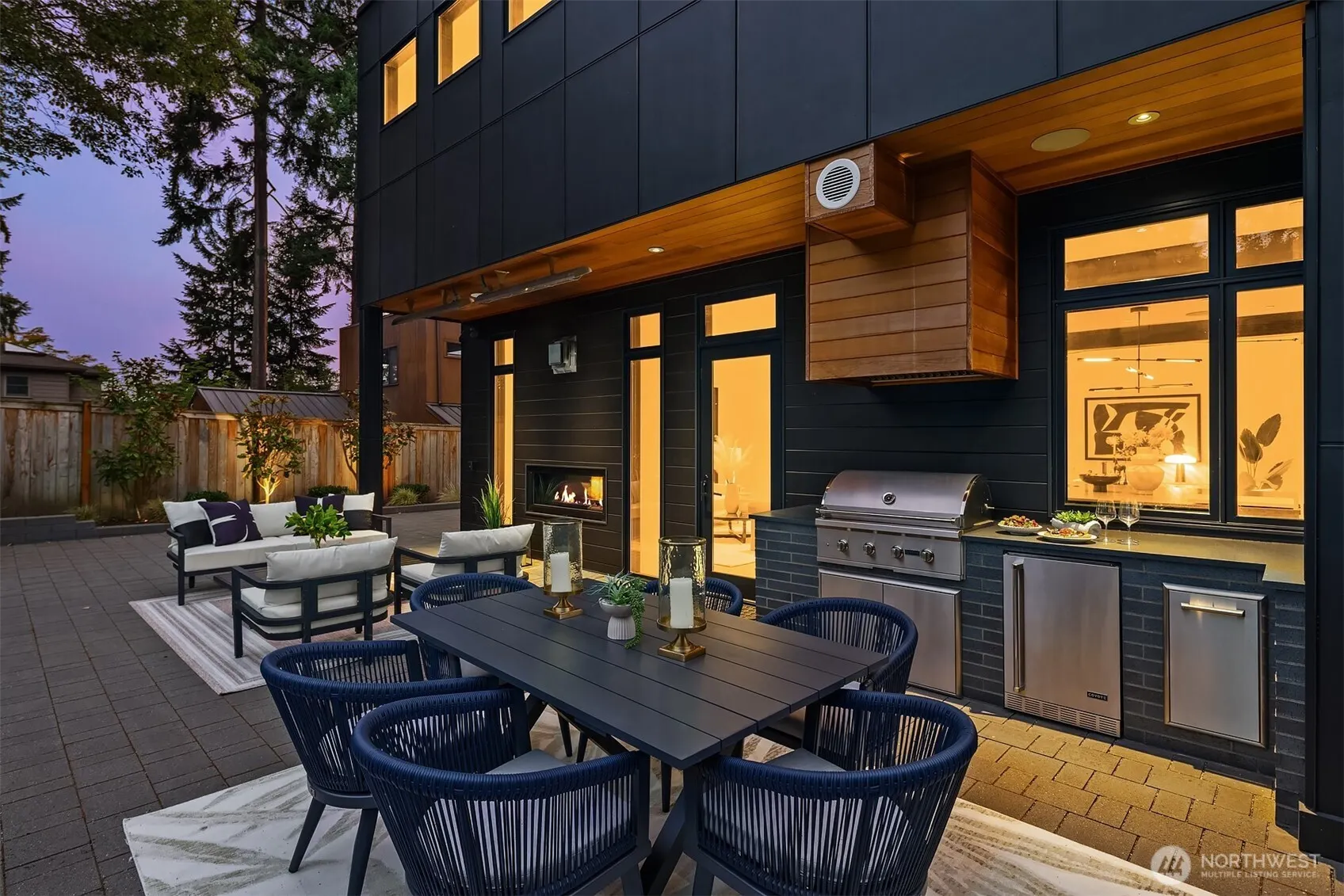 3138 108th Avenue SE, Bellevue, WA 98004