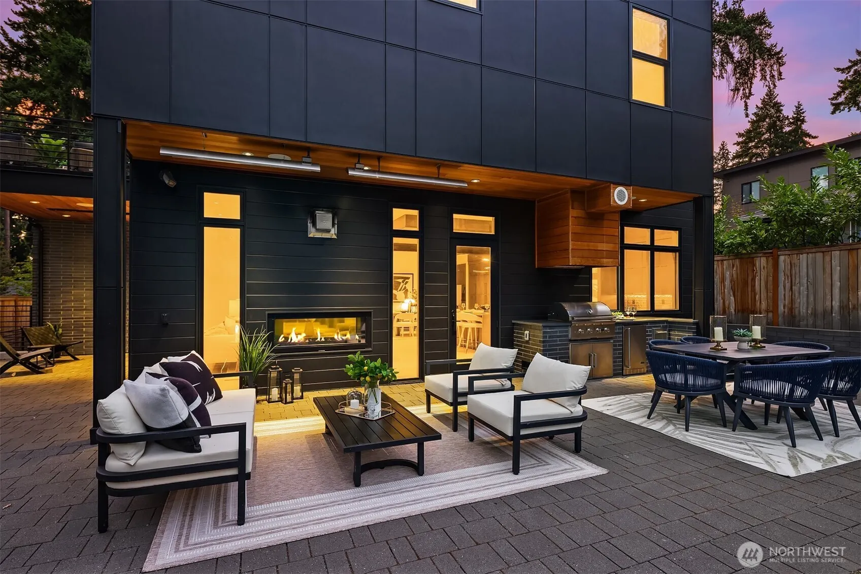 3138 108th Avenue SE, Bellevue, WA 98004