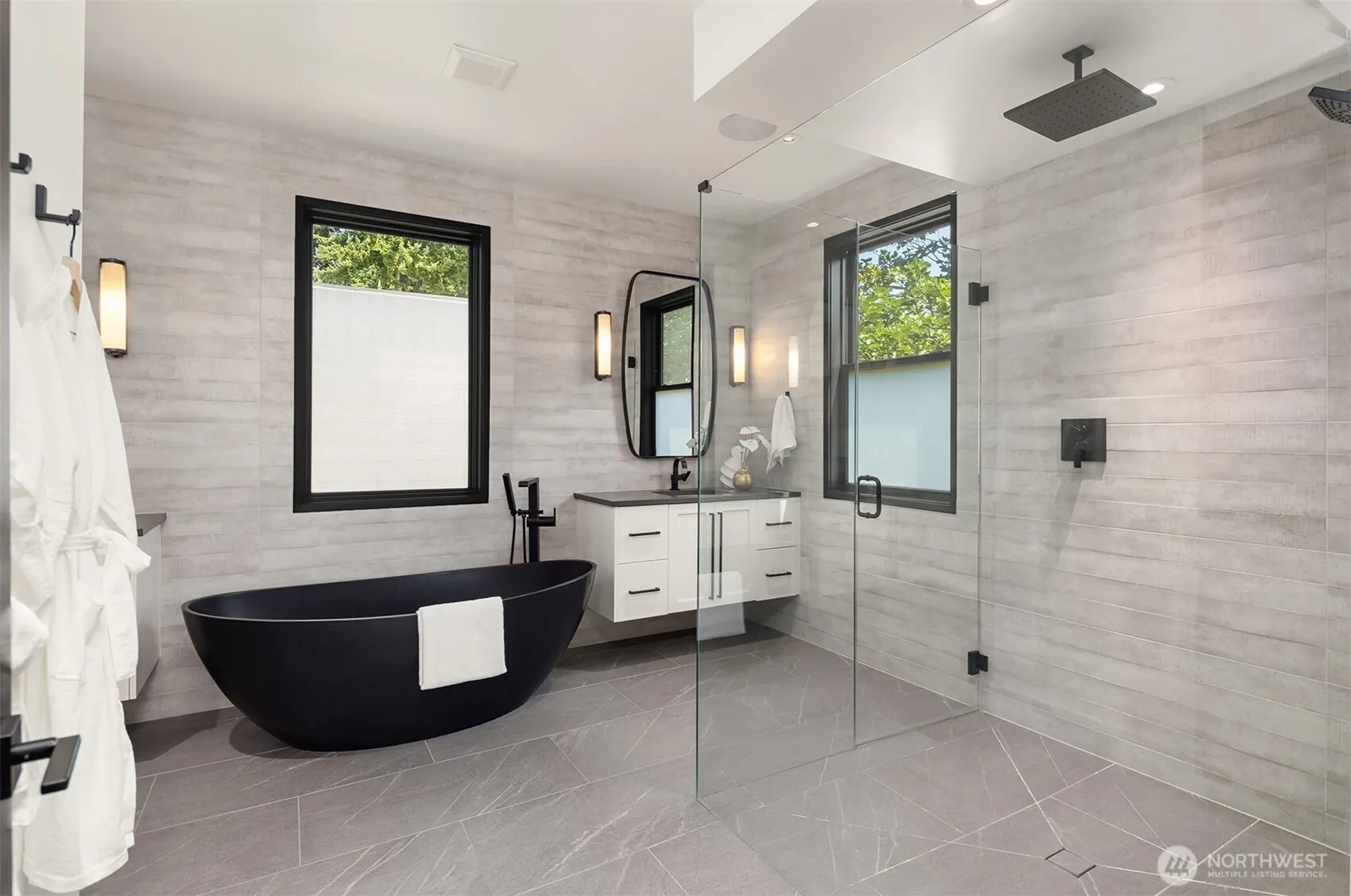 3138 108th Avenue SE, Bellevue, WA 98004
