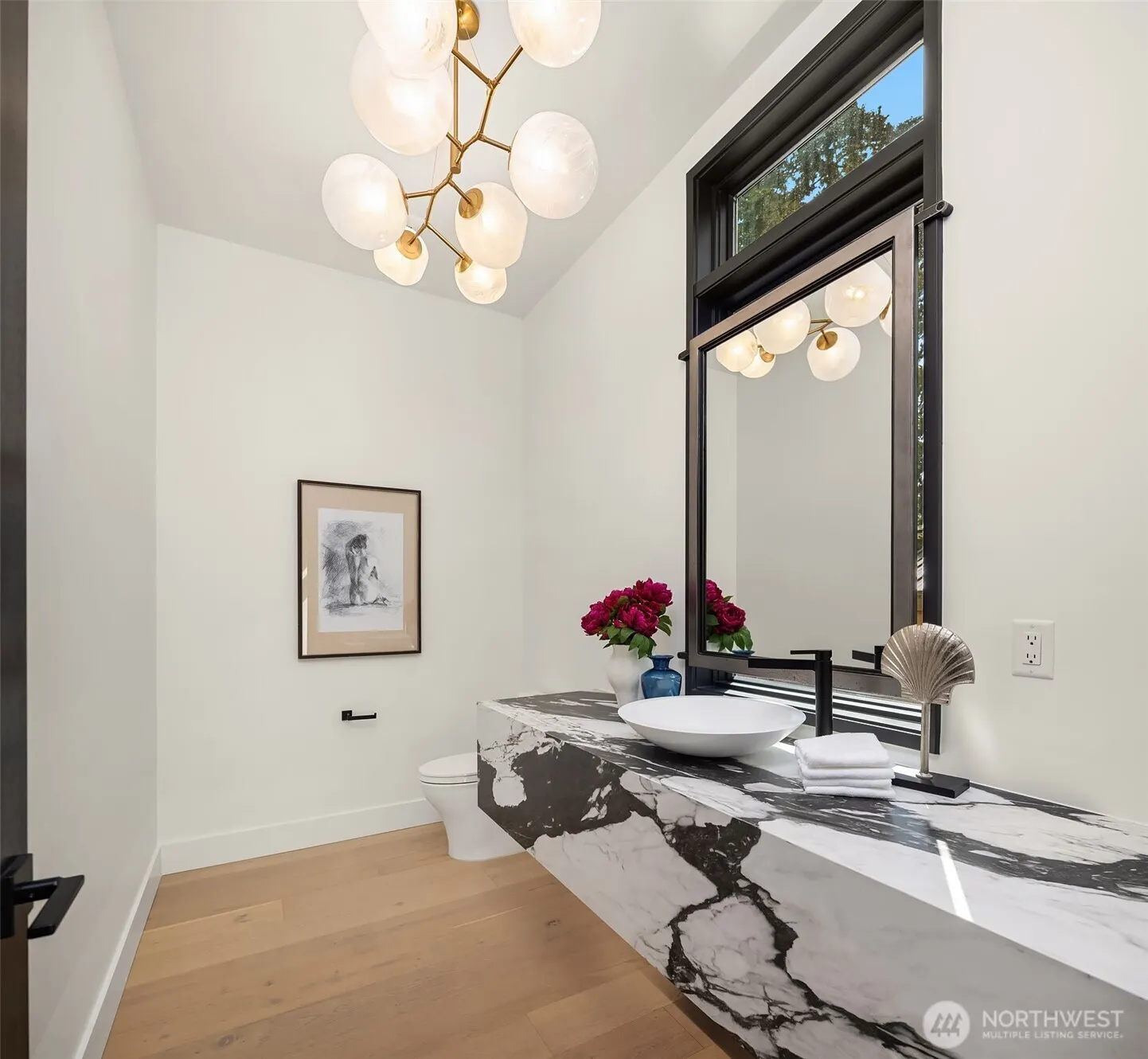 3138 108th Avenue SE, Bellevue, WA 98004