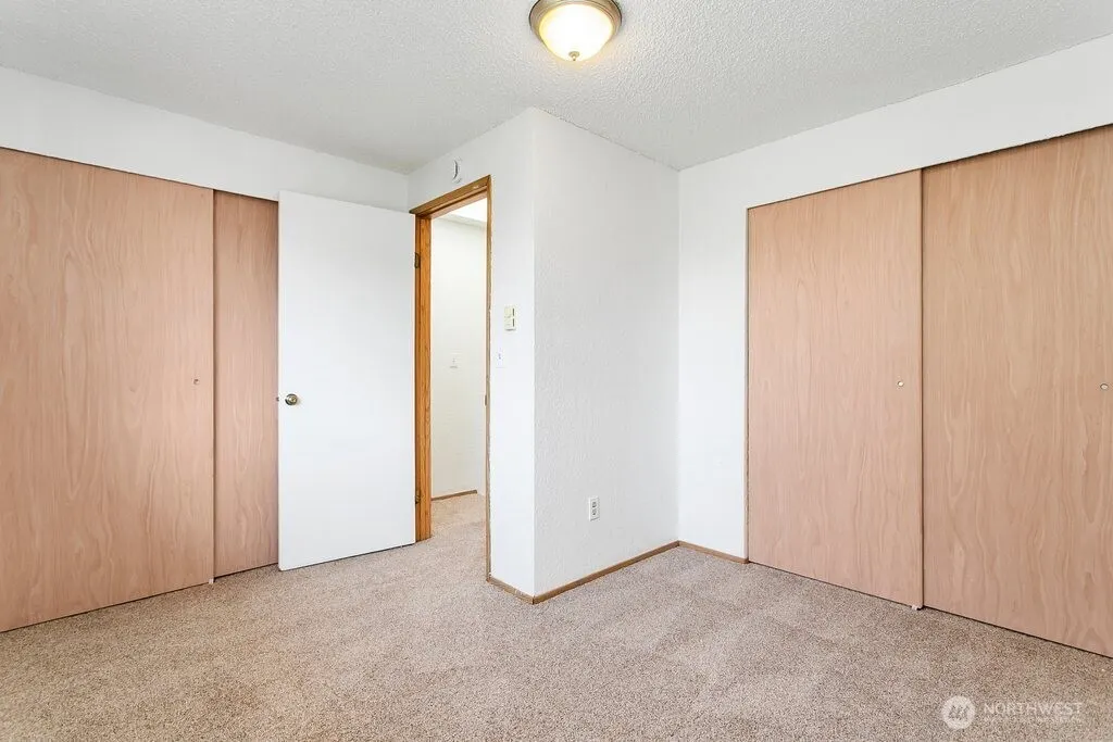 729 1st Avenue S, Kent, WA 98032
