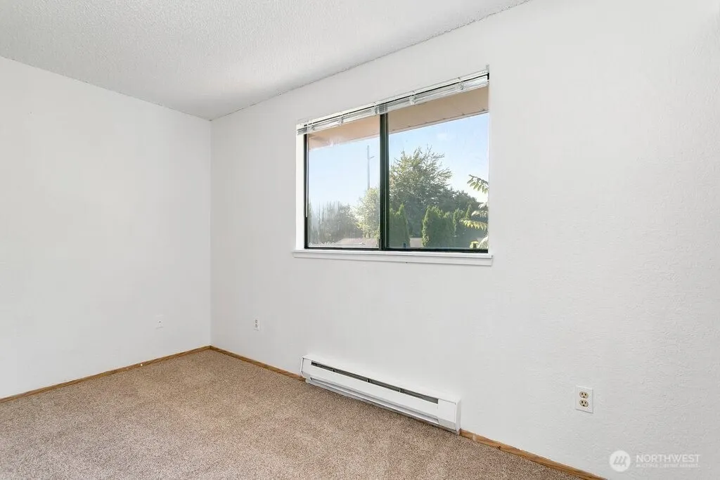 729 1st Avenue S, Kent, WA 98032