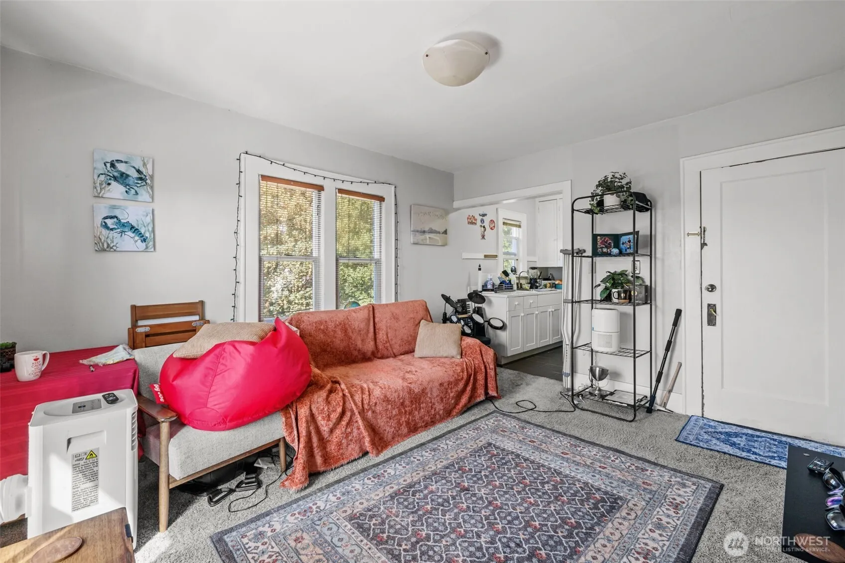 4701 5th Avenue NE, Seattle, WA 98105-4817