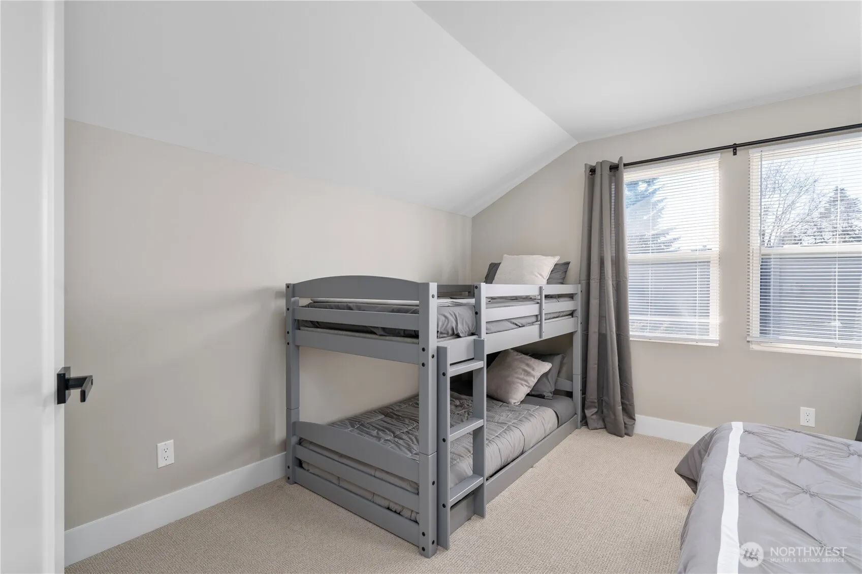 7901 16th Avenue SW, Seattle, WA 98106