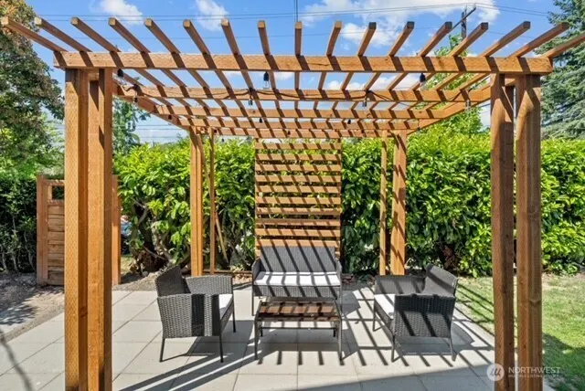 7901 16th Avenue SW, Seattle, WA 98106