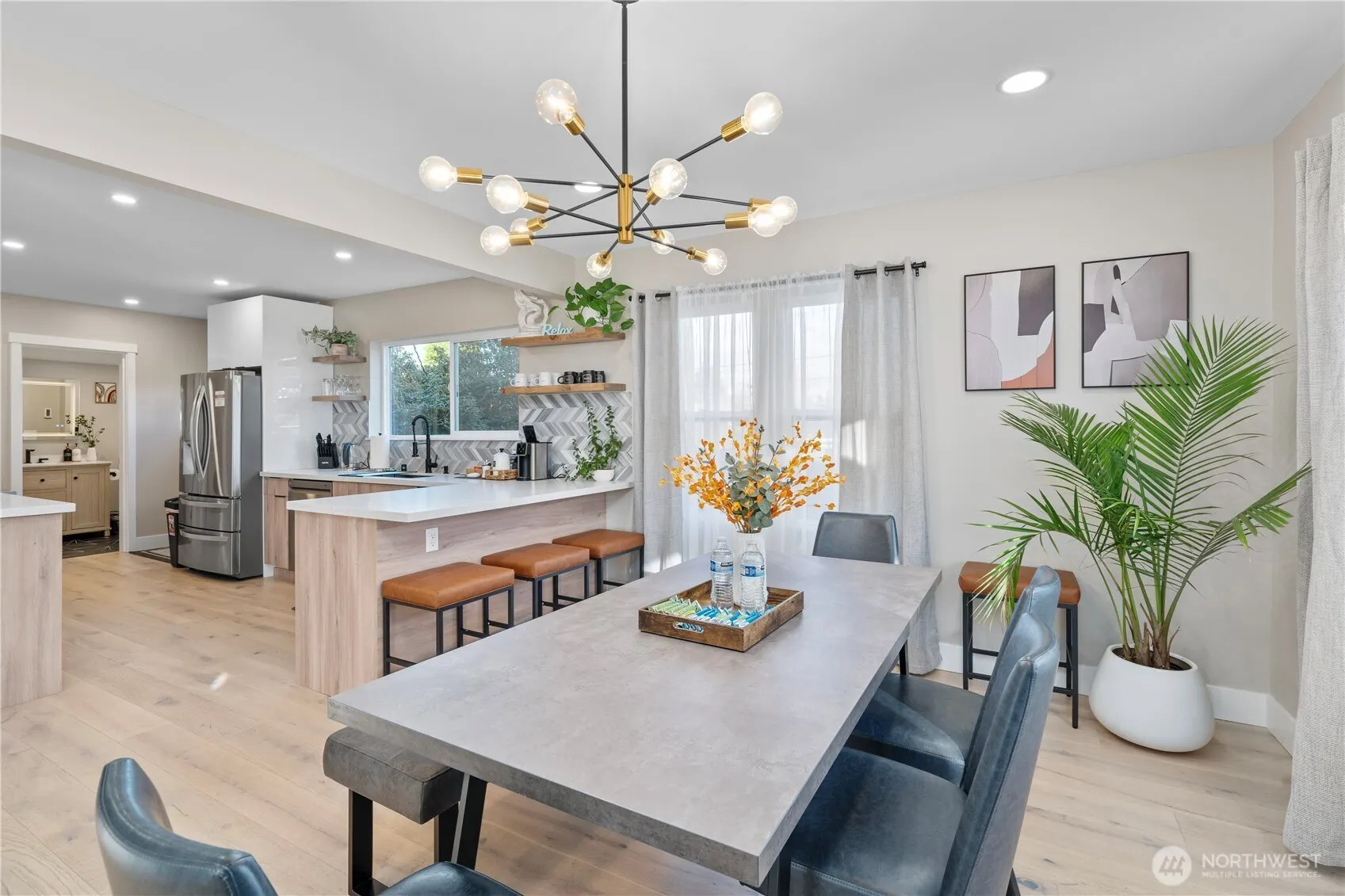 7901 16th Avenue SW, Seattle, WA 98106