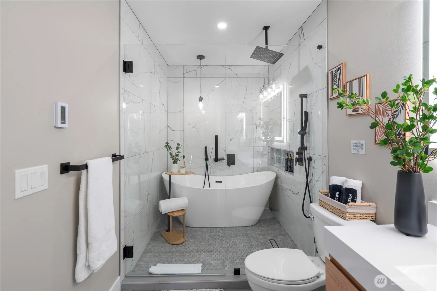 7901 16th Avenue SW, Seattle, WA 98106